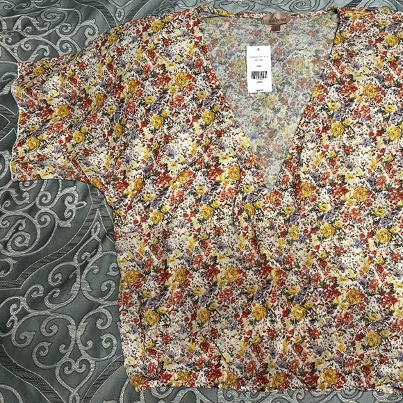 Multi-colored top size L - Picture 2 of 6